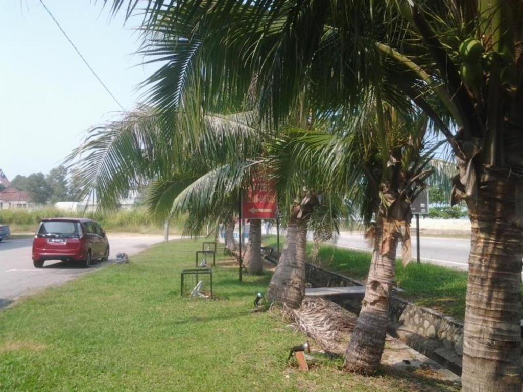 Sea Front Hotel Port Dickson Exterior photo