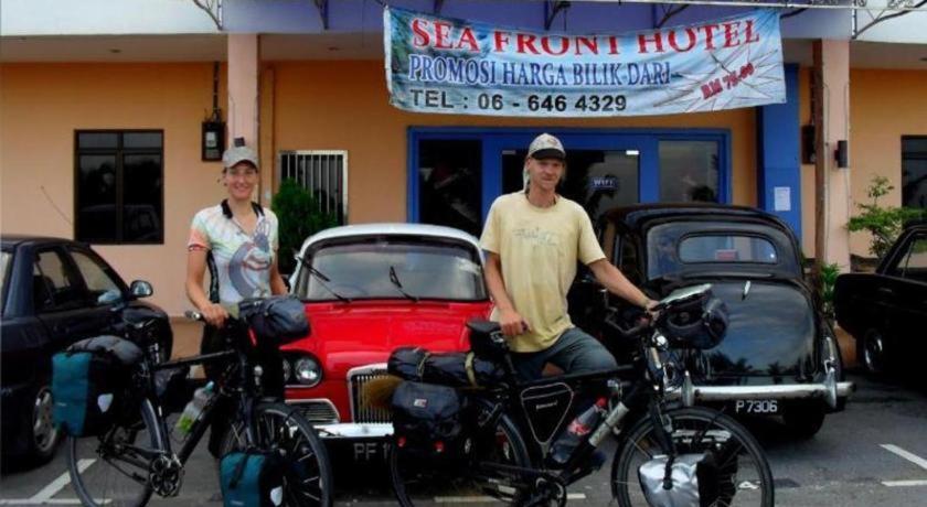 Sea Front Hotel Port Dickson Exterior photo